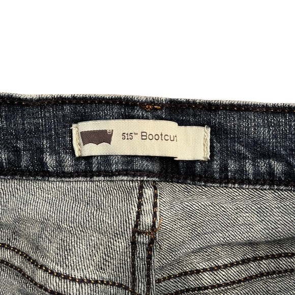 Levi's 515 Vintage Bootcut Mid Rise Stretch Denim Jeans Size 4 - Picture 4 of 6